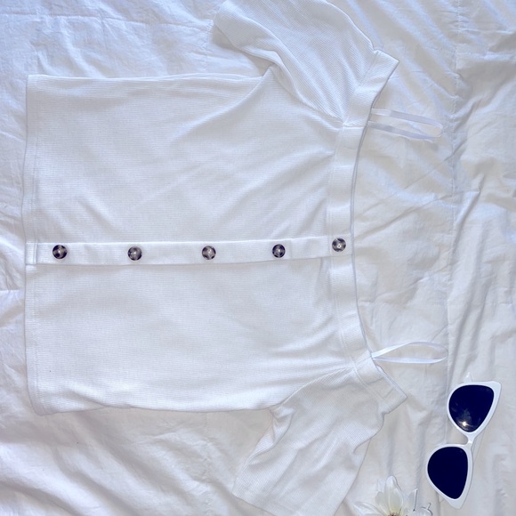 Shirt - Picture 1 of 3